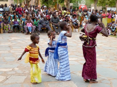 The dance of the Kouyate family of Niagassola